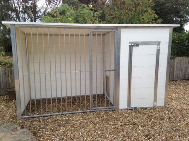 Plastic Dog Kennels with Runs